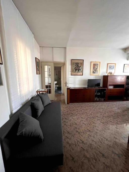 Apartment Flat With Terrace At 400mt From Metro Pigneto Rom